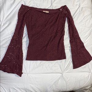 Burgundy Hollister top
